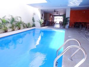 Bassein majutusasutuses Hotel Marvento II või selle lähedal