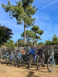 Fotografia z galérie ubytovania La White House, 8 personnes/8 vélos + free Parking v destinácii La Tranche-sur-Mer