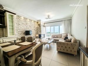 TV a/nebo společenská místnost v ubytování Seaside Luxury Apartment #PROPERTLY