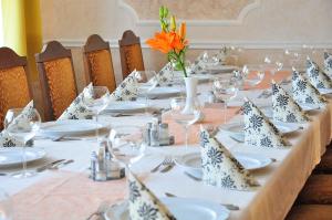 Restaurace v ubytování Nefelejcs Hotel