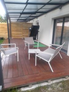 Imagen de la galería de Belle maison lumineuse, en Bailly-Romainvilliers 17 fotos más