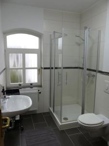 Ένα μπάνιο στο 2 Zimmer Hannover Bothfeld für 4 Personen