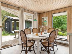 Κήπος έξω από το Holiday Home Mirzə - 250m from the sea by Interhome +24 φωτογραφίες