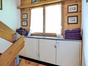 Χώρος καθιστικού στο Apartment Chalet Kibou by Interhome