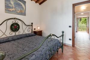 Postel nebo postele na pokoji v ubytování Il Cerro La Capanna Piano Primo + 13 fotografií