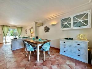 Fotografie z fotogalerie ubytování Maison charmante à Cogolin + Piscine v destinaci Cogolin