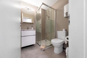 Ένα μπάνιο στο Fewo mit tollem Meerblick auf Insel