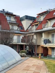 Budova, v ktorej sa apartmán nachádza