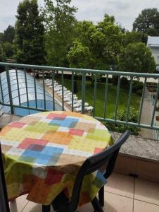 Balkón alebo terasa v ubytovaní Balaton Lakeview Zamárdi
