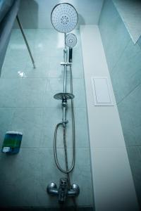 Koupelna v ubytování Guest House Family + 18 fotografií