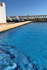 Bazén v ubytovaní Holiday Home Comino by Interhome alebo v jeho blízkosti