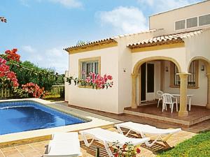 Bazén v ubytovaní Holiday Home Comino by Interhome alebo v jeho blízkosti