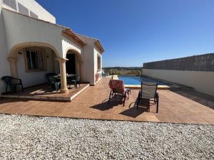 Bazén v ubytovaní Holiday Home Comino by Interhome alebo v jeho blízkosti