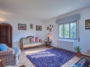 Χώρος καθιστικού στο Apartment Ruscello by Interhome