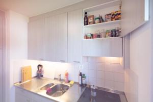 Eldhús eða eldhúskrókur á all you need - 20 Minutes to Mainstation - own room in shared flat