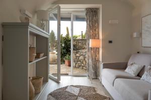 Et opholdsområde på Villa Le Onde + 29 billeder