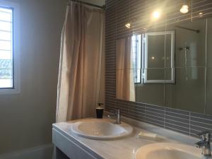 Ένα μπάνιο στο Casa Rural Nacimiento del Huéznar - Tomillo 23 +213 φωτογραφίες