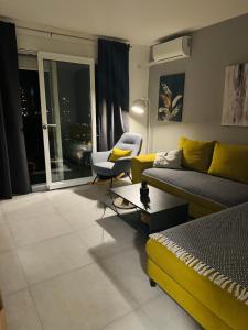 Ruang duduk di Apartman Luna