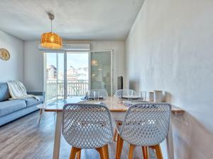 Et opholdsområde på Apartment Les Oyats by Interhome + 24 billeder