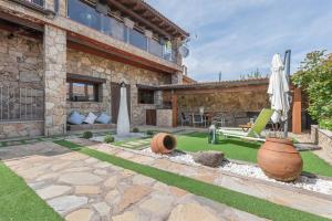 Galeriebild der Unterkunft Casa Rural Herencia de Ganaderos "Sierra de Gredos- Ávila" in San Martín de la Vega del Alberche + 42 Fotos