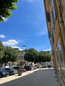 Η γειτονιά γύρω από ή μία γειτονιά κοντά σε αυτό το διαμέρισμα