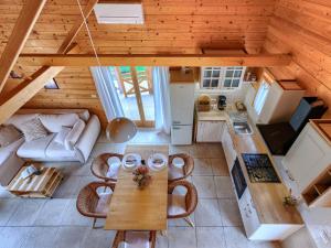 Photo de la galerie de l'établissement Chalet Lola by Interhome, à Svetvinčenat