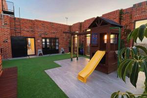 Ο χώρος παιχνιδιού για παιδιά στο Airali 1 - Apartamento con piscina - Zona 10 de la Ciudad de Guatemala