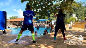Hóspedes ficando em diRoma Thermas direto com o Grupo diRoma com acesso ao Acqua Park e Café da manhã