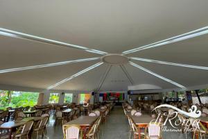 Um restaurante ou outro lugar para comer em diRoma Thermas direto com o Grupo diRoma com acesso ao Acqua Park e Café da manhã