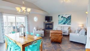 Un lugar para sentarse en Oceanview A by Tybee Vacation Rentals