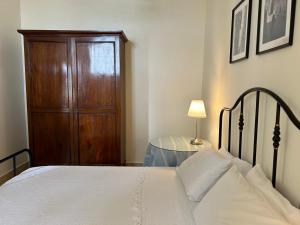 Letto o letti in una camera di Prestigious Pied a Terre Wignacourt with views