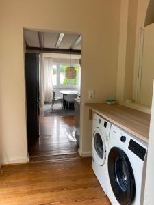 Φωτογραφία από το άλμπουμ του 120qm Altbauwohnung σε Weilerbach