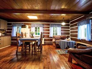 Posezení v ubytování Holiday Home Na kopečku by Interhome + 35 fotografií