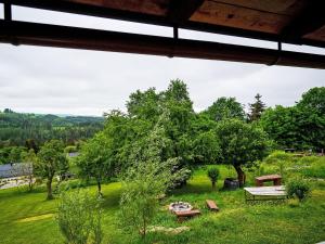 Zahrada ubytování Holiday Home Jizerka by Interhome