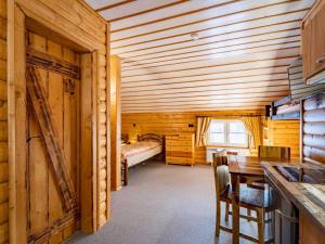 Postel nebo postele na pokoji v ubytování Holiday Home Chalupa U Bobra-1 by Interhome