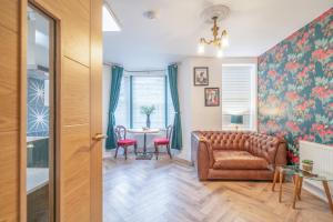 Χώρος καθιστικού στο Beautifully Designed 1 Bed Flat