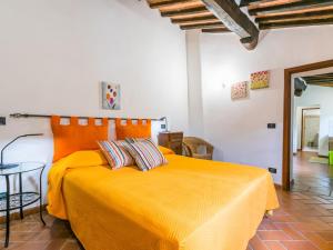 Postel nebo postele na pokoji v ubytování Apartment Villi by Interhome