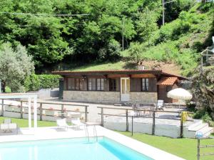 Bazén v ubytovaní Holiday Home La Fonte by Interhome alebo v jeho blízkosti