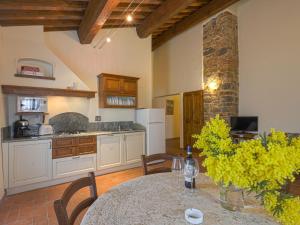Η κουζίνα ή μικρή κουζίνα στο Apartment Leonardo by Interhome