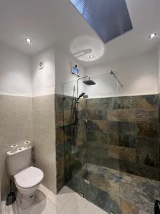 Kúpeľňa v ubytovaní Riad Jnan El Cadi