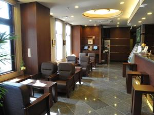 Posezení v ubytování Hotel Route-Inn Utsunomiya Miyukicho -Kokudou4gou-