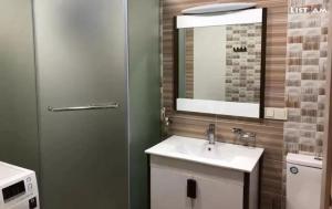 Koupelna v ubytování One Bedroom Apartment in Yerevan,Verin Antarayin Street