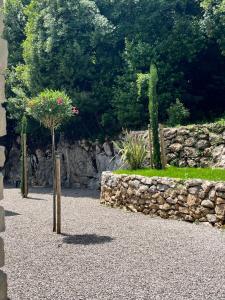 Zahrada ubytování Luxury Apartment St Hedonist with Pool and Garden
