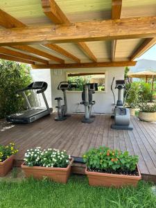 Posilňovňa alebo fitness centrum v ubytovaní iH Hotels Le Zagare Resort