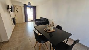 Posezení v ubytování ALTOS DE COLON + 6 fotografií