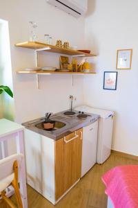 Galeriebild der Unterkunft Studio apartment Fanina in Orasac + 8 Fotos