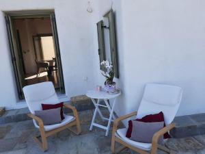 Gallery image of Lovely guesthouse on the mountain in Kampos Paros