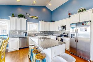 Gallery image of Island Awakening in North Topsail Beach