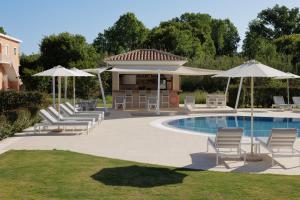 Φωτογραφία από το άλμπουμ του Santos Holidays στη Δασιά