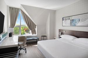 Voodi või voodid majutusasutuse Delta Hotels by Marriott Fredericton toas